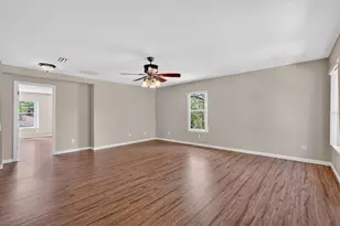 23 Burnham Ln, Palm Coast, FL 32137 - Photo 11