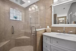 24 Clarendon Ct N, Palm Coast, FL 32137 - Photo 25