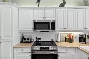 24 Clarendon Ct N, Palm Coast, FL 32137 - Photo 37