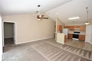 35 Regent Ln, Palm Coast, FL 32164 - Photo 13