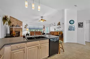 89 Robinson Dr, Palm Coast, FL 32164 - Photo 15