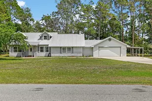 116 Round Lake Cir, Palatka, FL 32177 - Photo 1