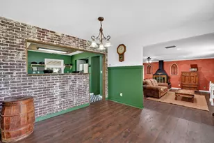 116 Round Lake Cir, Palatka, FL 32177 - Photo 9