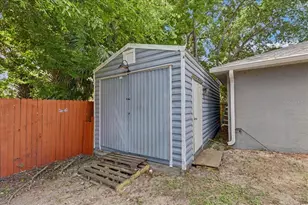 2021 India Palm Dr, Edgewater, FL 32141 - Photo 35