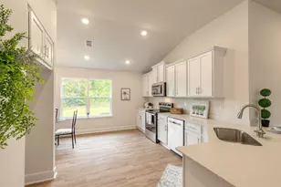 18 Squadron Pl, Palm Coast, FL 32164 - Photo 9