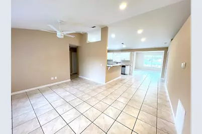 142 Rolling Sands Drive, Palm Coast, FL 32164 - Photo 11