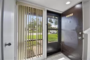 44 Club House Dr, Palm Coast, FL 32137 - Photo 7