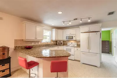 3011 N Oleander Avenue, Daytona Beach, FL 32118 - Photo 7