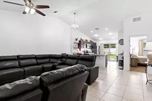 84 Buttonworth Dr, Palm Coast, FL 32137 - Photo 7