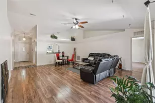 37 Lindsay Dr, Palm Coast, FL 32137 - Photo 7