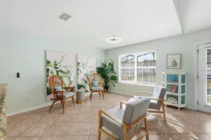 14 Roxanne Ln, Palm Coast, FL 32164 - Photo 13