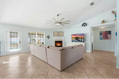 14 Roxanne Lane, Palm Coast, FL 32164 - Photo 13