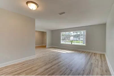 700 Lindenwood Circle E, Ormond Beach, FL 32174 - Photo 11