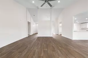 19 Regina Ln, Palm Coast, FL 32164 - Photo 5