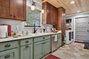 137 & 135 Riverside Dr, Satsuma, FL 32189 - Photo 9