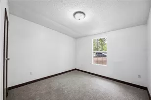 4318 Deerfield Circle W, Macclenny, FL 32063 - Photo 31