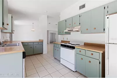 94 Belvedere Lane, Palm Coast, FL 32137 - Photo 9