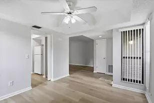 27 Oxford Ln, Palm Coast, FL 32137 - Photo 13