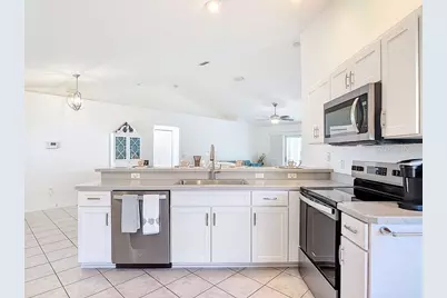 60 Rolling Sands Drive, Palm Coast, FL 32164 - Photo 9
