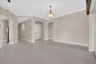 40 Casa Bella Cir, Palm Coast, FL 32137 - Photo 11