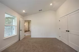 39 Riverina Dr, Palm Coast, FL 32164 - Photo 11