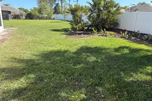 24 Pepperdine Dr, Palm Coast, FL 32164 - Photo 17