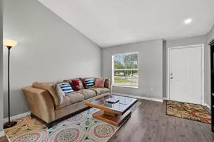 14 Random Pl, Palm Coast, FL 32164 - Photo 5