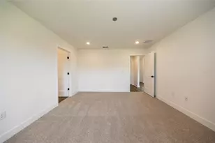 48 Pheasant Dr, Palm Coast, FL 32164 - Photo 11