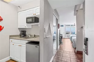 313 S Atlantic Ave, Daytona Beach, FL 32118 - Photo 3