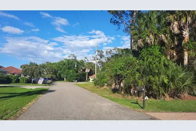 4 Coventry Place, Palm Coast, FL 32137 - Photo 1