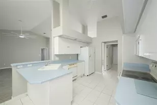 133 Woodhaven Dr, Palm Coast, FL 32164 - Photo 11