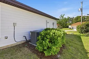 19 Pineapple Dr, Palm Coast, FL 32164 - Photo 51