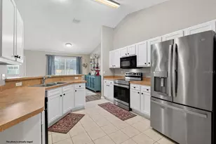 27 Lyndenhurst Ln, Palm Coast, FL 32137 - Photo 15