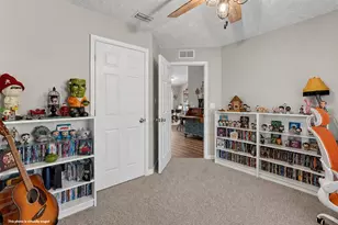 27 Lyndenhurst Ln, Palm Coast, FL 32137 - Photo 25
