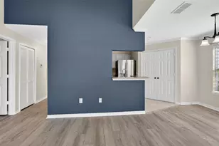 7800 Point Meadows Dr, Jacksonville, FL 32256 - Photo 13