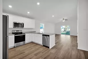 33 Pineapple Dr, Palm Coast, FL 32164 - Photo 3