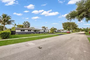 3624 SW 23rd St, Fort Lauderdale, FL 33312 - Photo 7