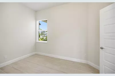 209 Hawthorn Avenue, Palm Coast, FL 32164 - Photo 61
