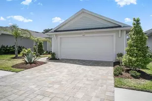 209 Hawthorn Ave, Palm Coast, FL 32164 - Photo 3