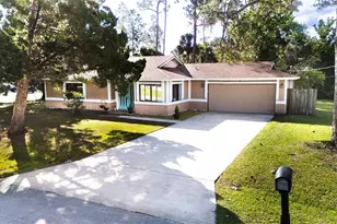 8 Lladd Ct, Palm Coast, FL 32164 - Photo 1