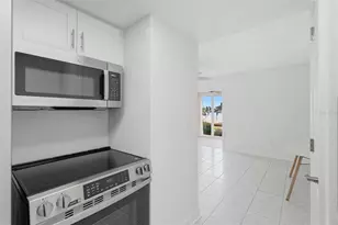 8921 Blind Pass Rd, Saint Pete Beach, FL 33706 - Photo 5