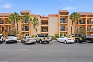8921 Blind Pass Rd, Saint Pete Beach, FL 33706 - Photo 33
