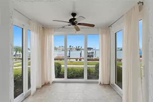8921 Blind Pass Rd, Saint Pete Beach, FL 33706 - Photo 15