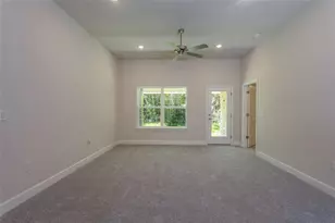 79 Port Royal Dr, Palm Coast, FL 32164 - Photo 9