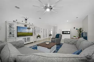 10 Raleigh Dr, Palm Coast, FL 32164 - Photo 15