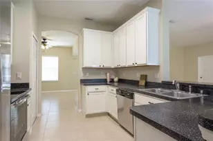 4 White Hurst Ln, Palm Coast, FL 32164 - Photo 9