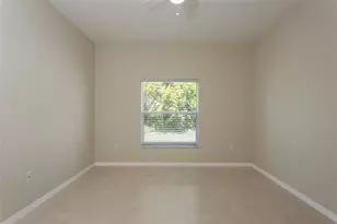 4 White Hurst Ln, Palm Coast, FL 32164 - Photo 23