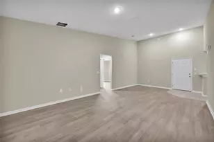 6111 Maggies Cir, Jacksonville, FL 32244 - Photo 17
