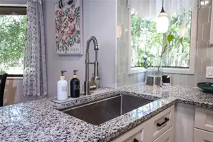 20 Broadmore Cir, Palm Coast, FL 32137 - Photo 11