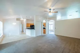27 Red Clover Ln, Palm Coast, FL 32164 - Photo 17